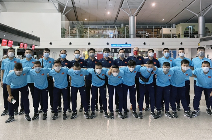 ĐT Việt Nam loại 5 cầu thủ, chính thức lên đường sang UAE
