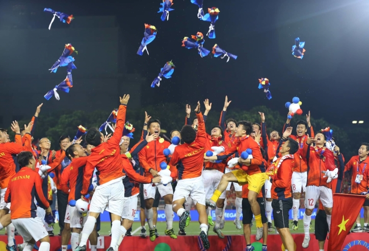 NÓNG: U23 Việt Nam nhận tin 'sét đánh', mất 'ngôi sao lớn nhất' tại SEA Games 31