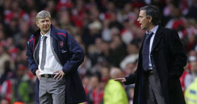 Wenger và Mourinho nhận định về cuộc đua vô địch NHA