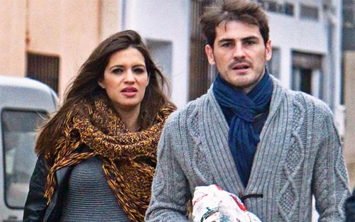 Casillas hạnh phúc đón 'quý tử'