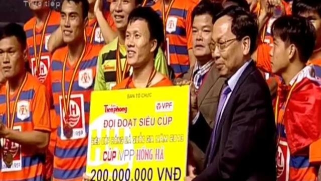 Người hùng Mạnh Dũng giúp V.Ninh Bình giành Siêu Cúp QG 2013