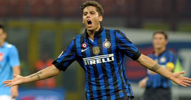David Moyes chuyển hướng sang tiền vệ của Inter Milan