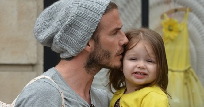 Beckham chi hàng chục tỷ mua tranh tặng con gái