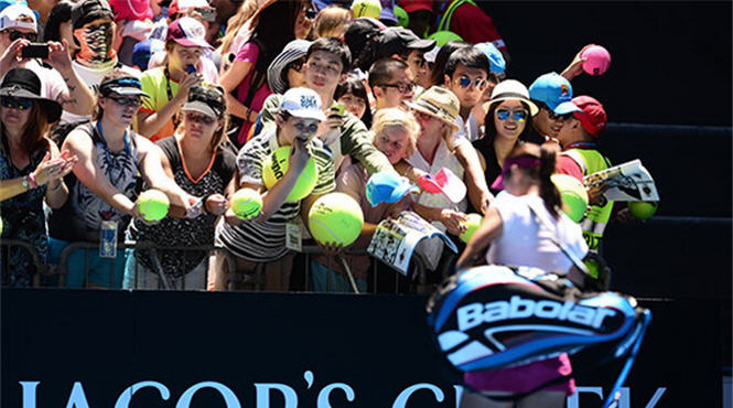 Video tennis: Những điểm nhấn trong buổi sáng ngày thi đấu thứ 5 (Australian Open 2014)