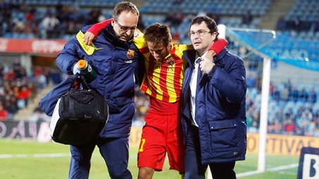 Chấn thương của Neymar không nghiêm trọng