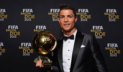 Ronaldo tiết lộ về hành trình sắp tới của Quả Bóng Vàng 2013