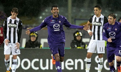 Vượt qua Siena, Fiorentina hẹn Udinese ở bán kết Cúp Ý