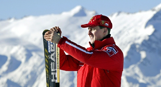27 ngày sau vụ tai nạn: Schumacher bắt đầu được làm vật lý trị liệu