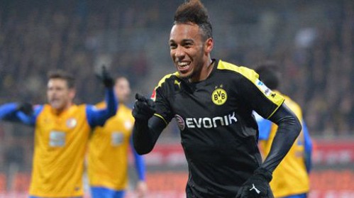 Dortmund áp sát ngôi nhì Bundesliga