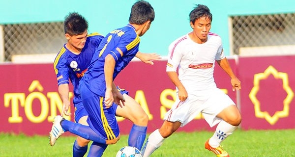 Nghịch lý: Giải vô địch U19 QG bị bỏ quên vì... U19 Việt Nam