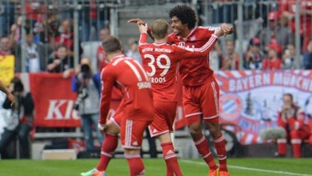 Video bàn thắng: Bayern 4-0 Freiburg (Vòng 21 - Bundesliga 2013/14)