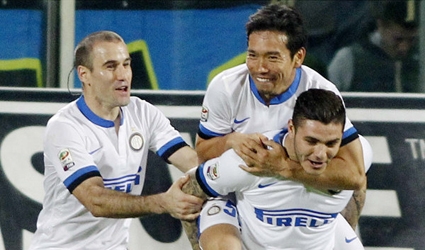 Thắng 2-1, Inter rút ngắn khoảng cách với Fiorentina còn 5 điểm