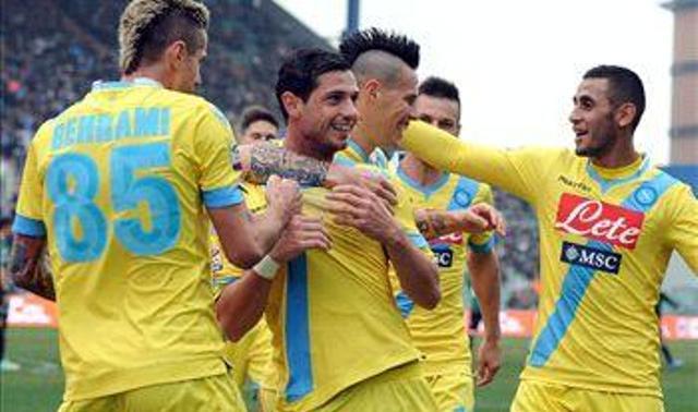 Video bàn thắng: Sassuolo 0-2 Napoli (Vòng 24 - Serie A 2013/14)