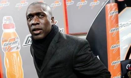 Clarence Seedorf vẫn nói cứng dù bại trận