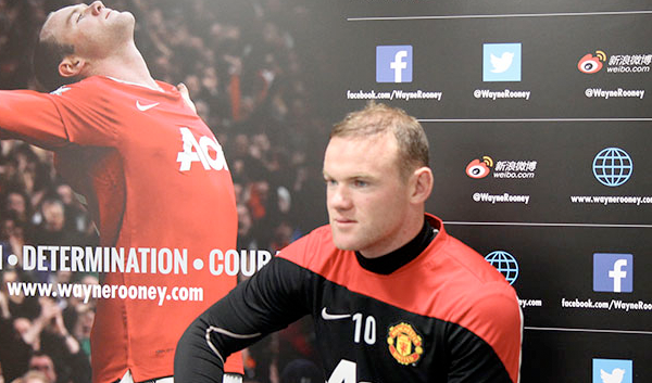 Rooney bị fan MU chỉ trích vì được tăng lương