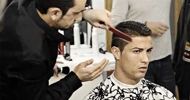 Ronaldo tung clip kỳ lạ ‘câu view’?