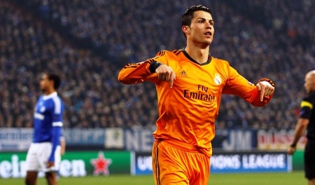 Ronaldo lại lập kỉ lục mới tại Champions League