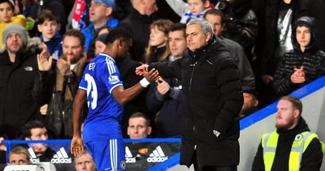 Mourinho và tiền đạo của Chelsea vẫn 'cạch mặt' nhau