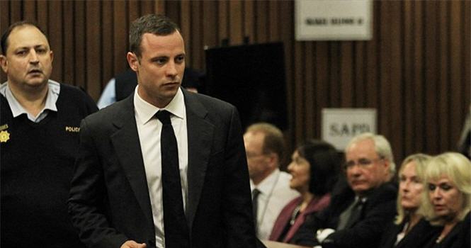 Xét xử vụ 'Người không chân' Pistorius giết người yêu