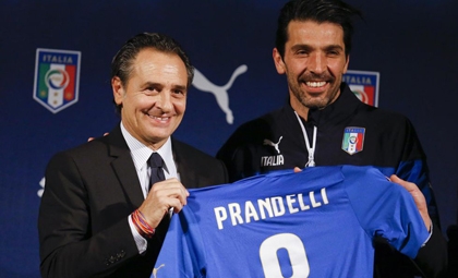 Prandelli e dè khi đối đầu Tây Ban Nha