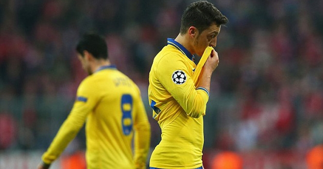 Arsenal nhận thông tin dữ từ Mesut Ozil