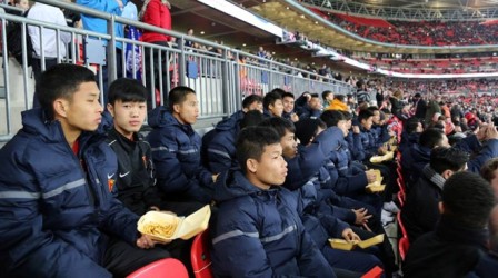 U19 Việt Nam sẽ dự khán trận Stoke City vs West Ham vào cuối tuần này