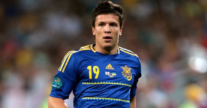 Từ chối Liverpool, Yevhen Konoplyanka cập bến Tottenham