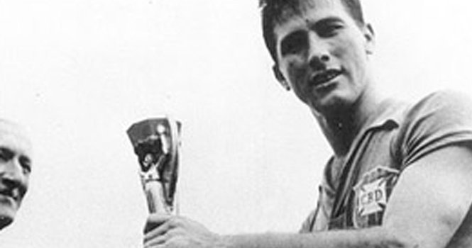 Đội trưởng ĐT Brazil vô địch World Cup vĩnh viễn ra đi