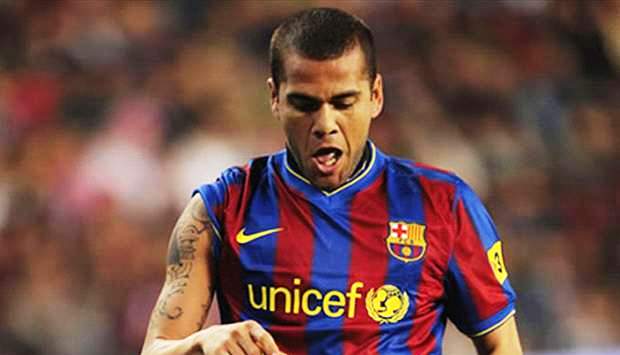 Siêu kinh điển: Dani Alves đánh bại Real Madrid nhiều nhất