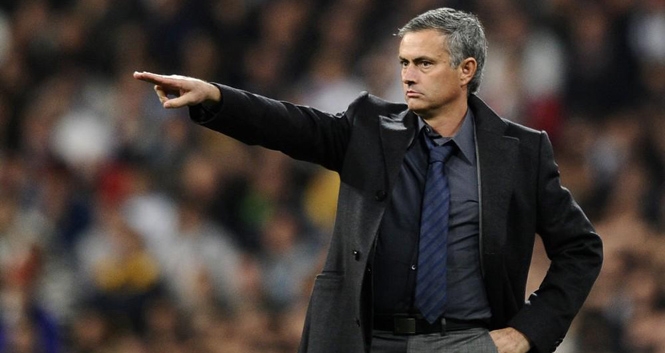 Mourinho hả hê vì Real Madrid nhận thất bại