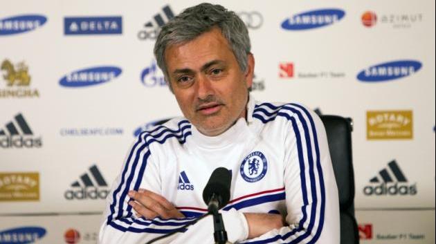 Thua PSG 1-3, Mourinho nổi điên với hàng thủ Chelsea