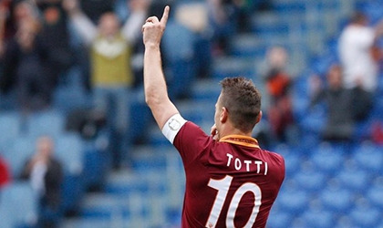 Siêu Totti giúp AS Roma nhen nhóm hi vọng vô địch