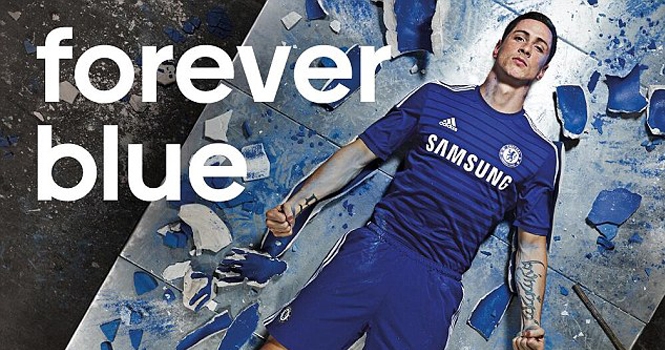 Torres bất ngờ chụp ảnh ra mắt áo đấu mới của Chelsea
