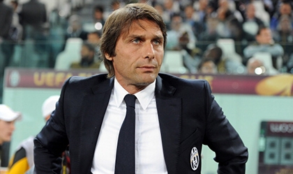 Conte: Chẳng có gì là dễ dàng cho Juve