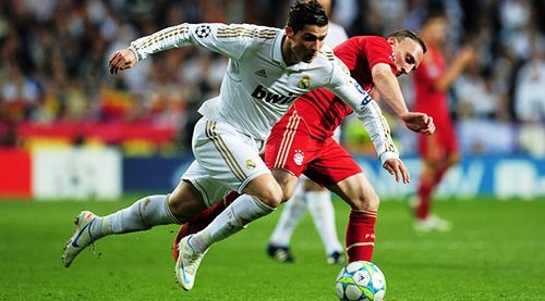 Ronaldo đối đầu Ribery: Bóng vàng, bóng đồng, bóng nào hơn?