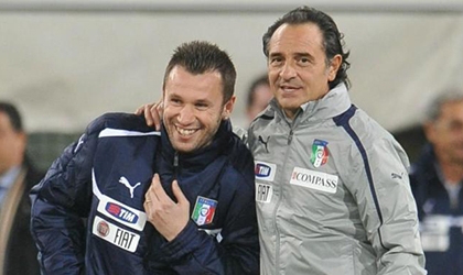 Prandelli phải xin lời khuyên từ Donadoni về Cassano