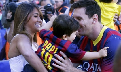 NÓNG: Messi lại đau đớn mất tiền vì… trốn thuế