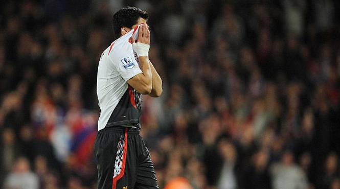 Video bóng đá: Luis Suarez khóc nức nở vì tuột chiến thắng