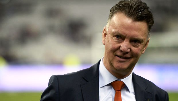 Vì sao MU vẫn chưa chính thức bổ nhiệm Van Gaal?