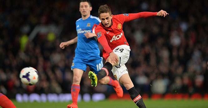 Januzaj đã từ chối bao nhiêu tiền của PSG để ở lại Man Utd?