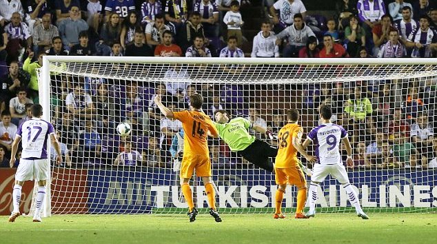 Valladolid 1-1 Real Madrid: Vỡ mộng La Liga