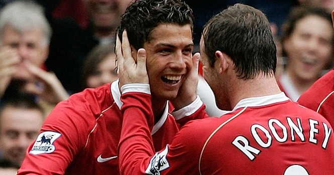 Rooney muốn tái hợp Ronaldo tại Man United