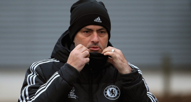 Mourinho lo cho tương lai của mình ở Chelsea