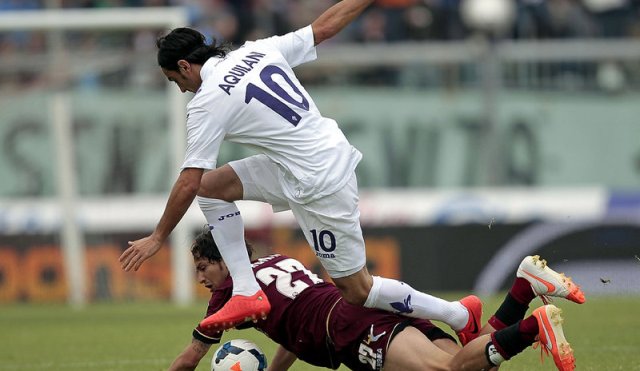 Video bàn thắng: Livorno	 0-1 Fiorentina (VĐQG Italia 2013/14)