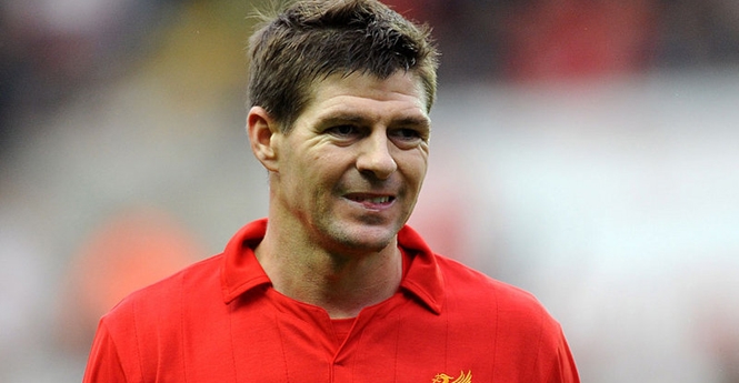 CĐV Man Utd tiếp tục ‘xát muối’ vào nỗi đau của Liverpool và Gerrard