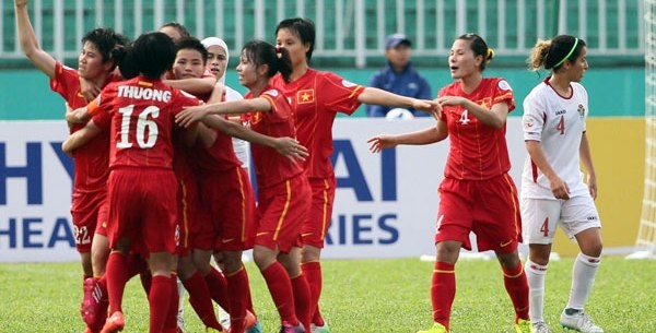 VFF thưởng nóng cho ĐT nữ Việt Nam sau trận thắng mở màn