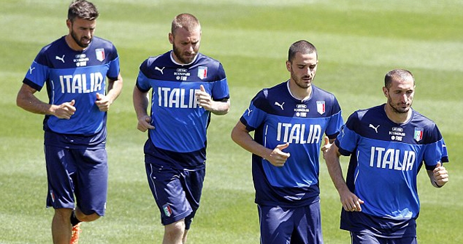 World Cup 2014: Italia là đội duy nhất không triệu tập cầu thủ thi đấu ở Anh