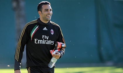 Keo kiệt, AC Milan ra giá ‘siêu bèo’ cho Adil Rami