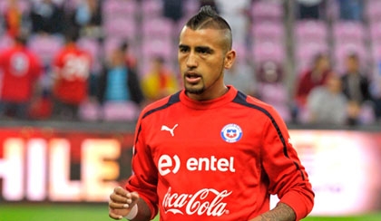 Arturo Vidal được cảnh báo không nên dự World Cup 2014