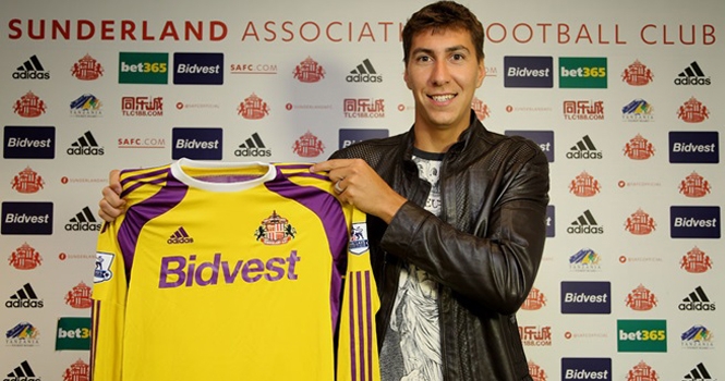 Pantilimon CHÍNH THỨC rời Man City và cập bến Sunderland